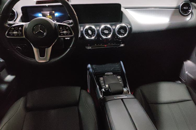 Used Mercedes-Benz B-Class 2022 Revised B 200 Dynamic Edition Interior 3