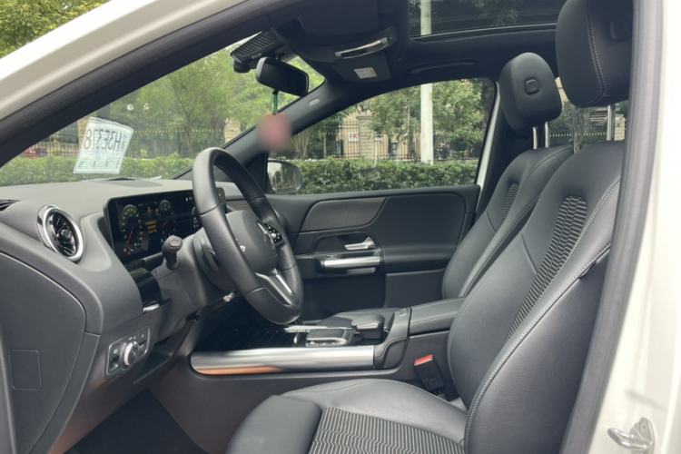 Used Mercedes-Benz B-Class 2022 Revised B 200 Dynamic Edition Interior 4