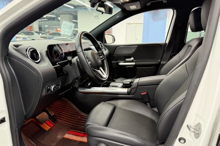 Used Mercedes-Benz B-Class 2022 B 180 Fashion Model Interior 5