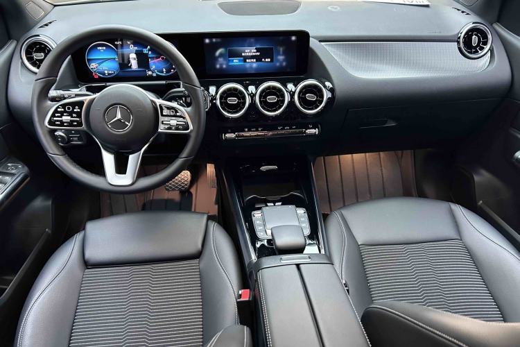 Used Mercedes-Benz B-Class 2022 Revised B 200 Dynamic Edition Interior 5