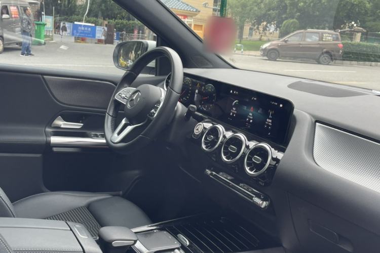 Used Mercedes-Benz B-Class 2022 Revised B 200 Dynamic Edition Interior 7
