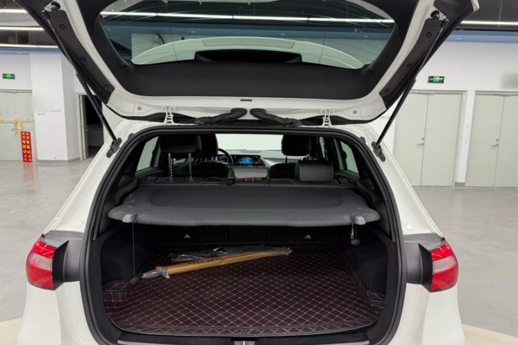 Used Mercedes-Benz B-Class 2022 B 180 Fashion Model Interior 9