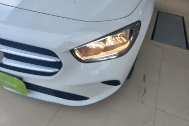 Used Mercedes-Benz B-Class 2022 B 180 Fashion Model Left Front Headlight