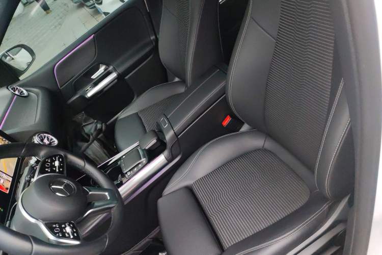 Used Mercedes-Benz B-Class 2022 Second Facelift B 200 Dynamic Edition Left Front Seat