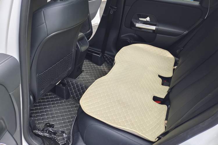 Used Mercedes-Benz B-Class 2022 Updated B 200 Fashion Edition Left Rear Seat