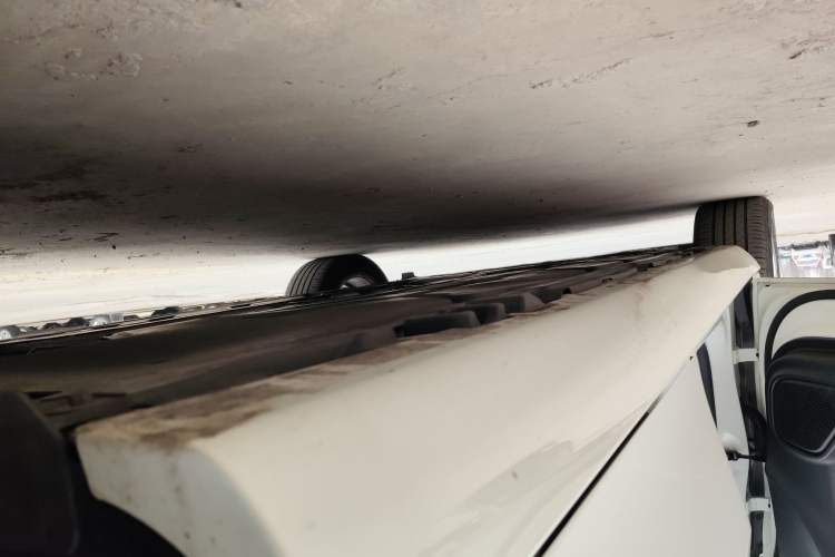 Used Mercedes-Benz B-Class 2022 B 200 Fashion Model Left Side Sill