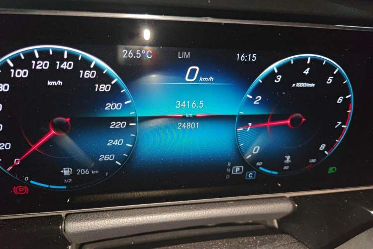 Used Mercedes-Benz B-Class 2022 Revised B 200 Dynamic Edition Odometer Close Up