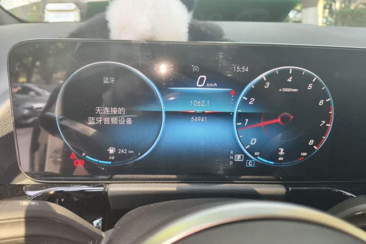 Used Mercedes-Benz B-Class 2022 Revised B 200 Dynamic Edition Odometer Close Up