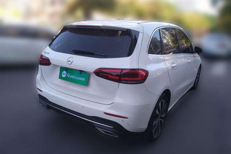 Used Mercedes-Benz B-Class 2022 Updated B 200 Fashion Edition Rear Right 45 Deg