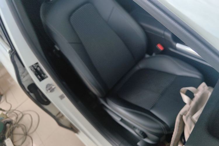 Used Mercedes-Benz B-Class 2022 B 180 Fashion Model Right Front Seat