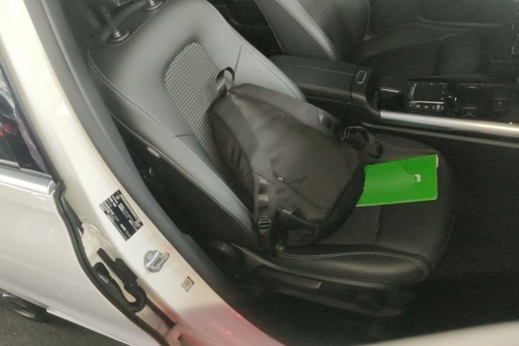 Used Mercedes-Benz B-Class 2022 Revised B 200 Dynamic Edition Right Front Seat