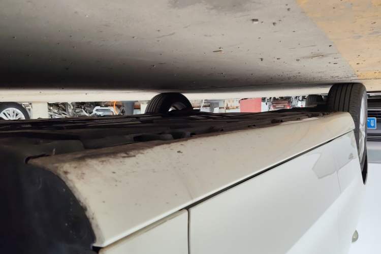 Used Mercedes-Benz B-Class 2022 B 200 Fashion Model Right Side Sill