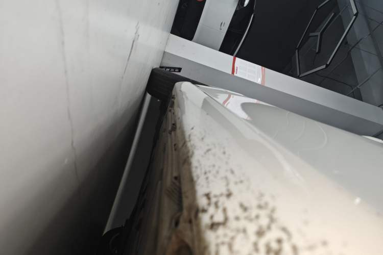 Used Mercedes-Benz B-Class 2022 Updated B 200 Fashion Edition Right Side Sill