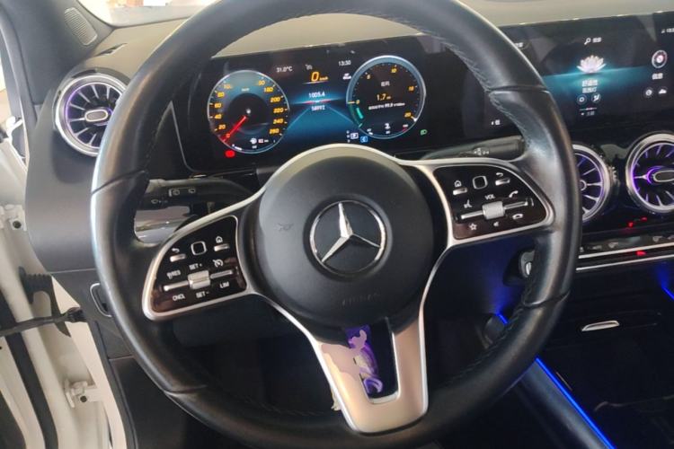 Used Mercedes-Benz B-Class 2022 Second Facelift B 200 Dynamic Edition Steering Wheel
