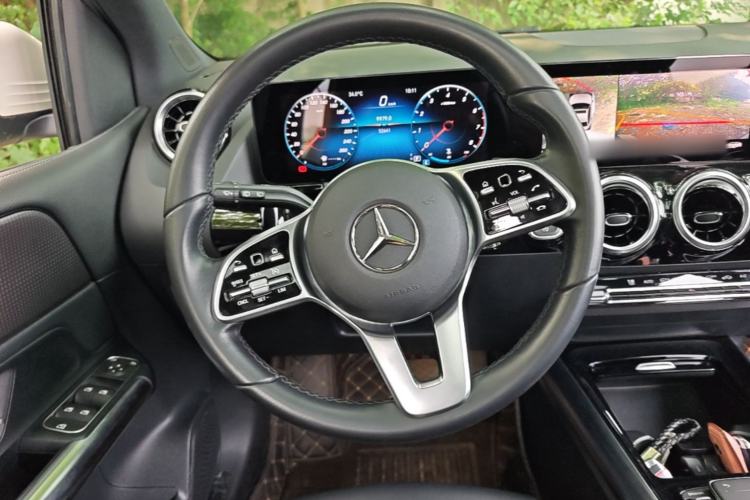 Used Mercedes-Benz B-Class 2022 Revised B 200 Dynamic Edition Steering Wheel