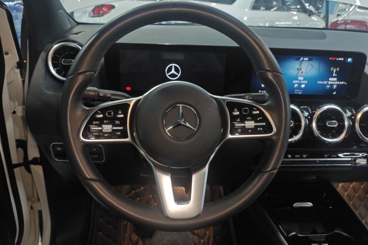 Used Mercedes-Benz B-Class 2022 Updated B 200 Fashion Edition Steering Wheel