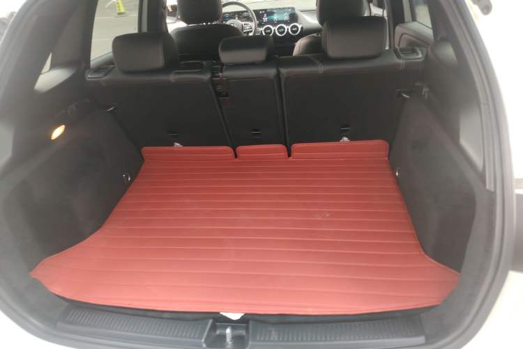 Used Mercedes-Benz B-Class 2022 B 180 Fashion Model Trunk