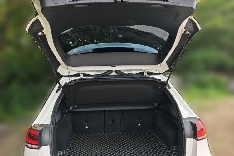 Used Mercedes-Benz B-Class 2022 Revised B 200 Dynamic Edition Trunk