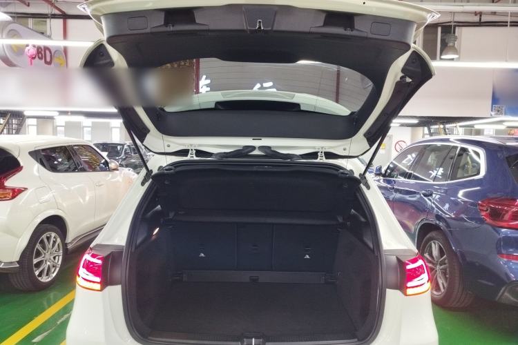 Used Mercedes-Benz B-Class 2022 Updated B 200 Fashion Edition Trunk