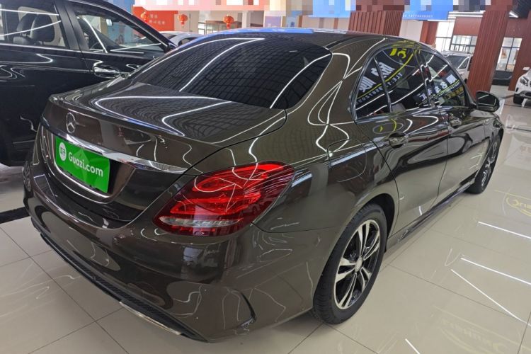 Used Mercedes-Benz C-Class 2015 C 200 Sport Edition Rear Right 45 Deg