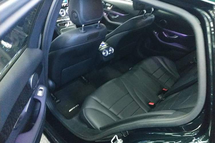 Used Mercedes-Benz C-Class 2019 C 260 Estate Left Rear Seat