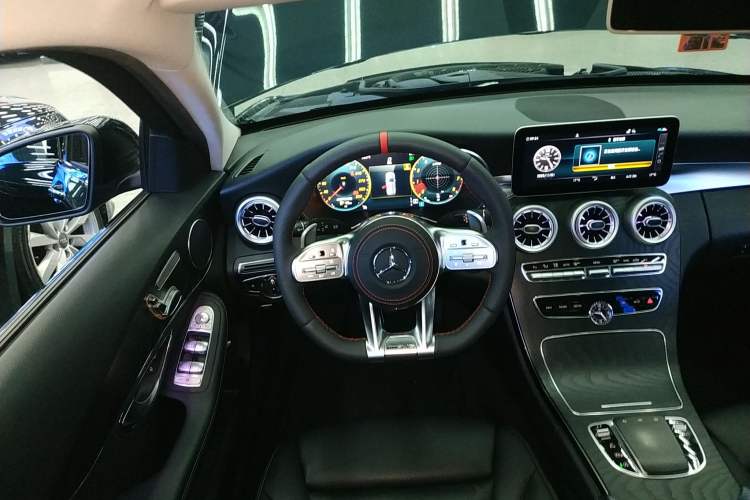 Used Mercedes-Benz C-Class 2019 C 260 Estate Steering Wheel