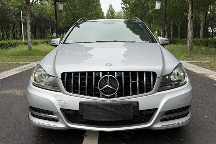 Used Mercedes-Benz C-Class 2011 C 200 Fashion Travel Edition Exterior 8