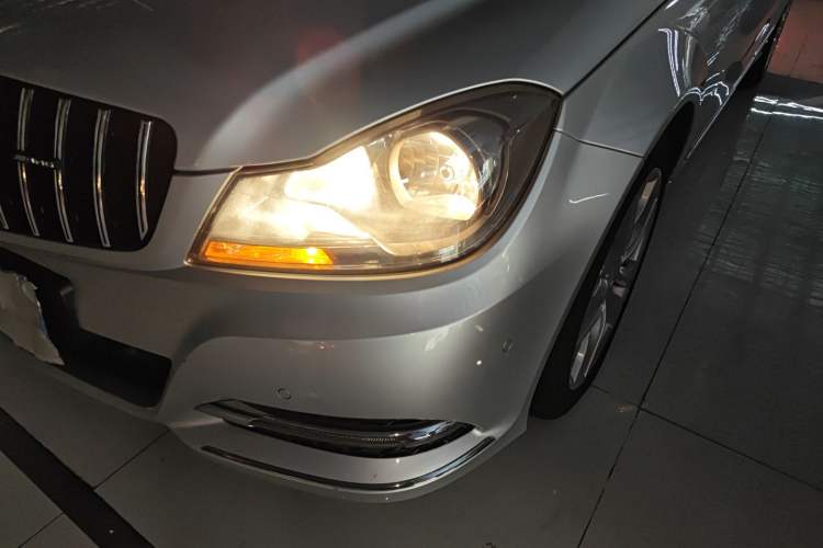 Used Mercedes-Benz C-Class 2011 C 200 Fashion Travel Edition Left Front Headlight