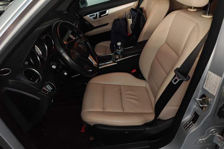 Used Mercedes-Benz C-Class 2011 C 200 Fashion Travel Edition Left Front Seat