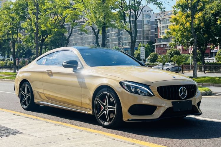 Used Mercedes-Benz C-Class 2018 C 200 Coupe Exterior 2