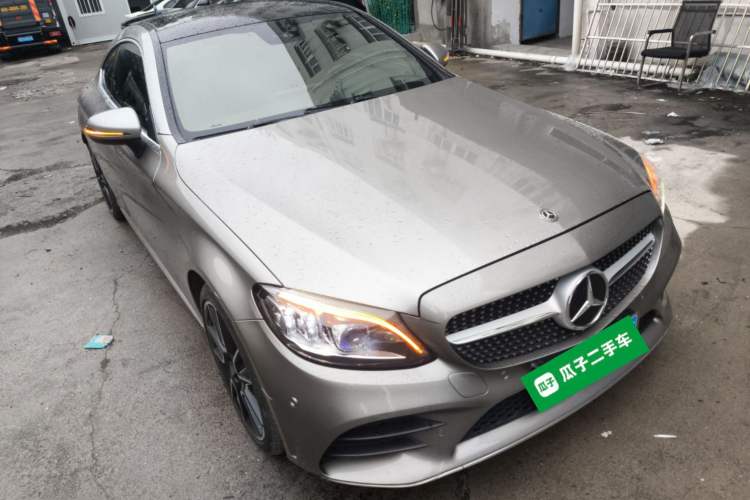 Used Mercedes-Benz C-Class 2019 C 260 4MATIC Coupe Front Right 45 Deg