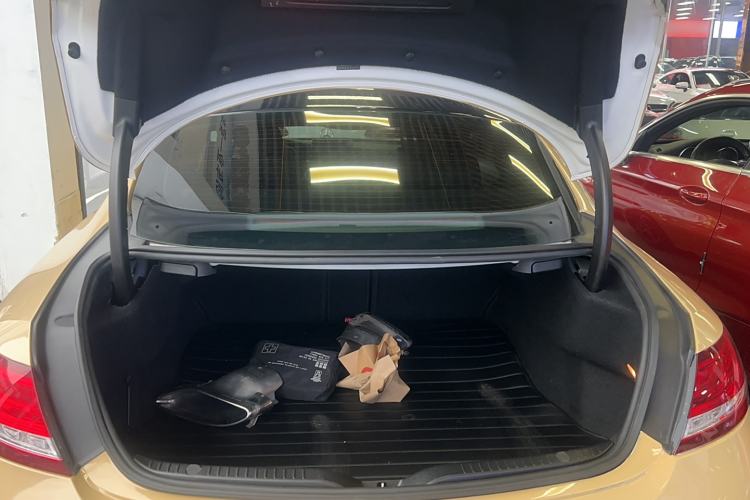 Used Mercedes-Benz C-Class 2018 C 200 Coupe Trunk