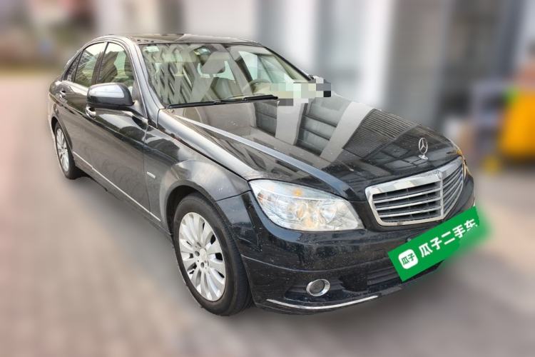 Used Mercedes-Benz C-Class 2007 C 200K Elegance Model Front Right 45 Deg