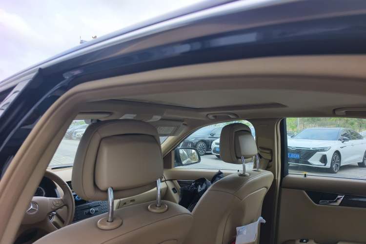 Used Mercedes-Benz C-Class 2007 C 200K Elegance Model Headliner