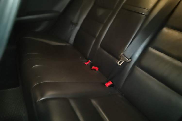 Used Mercedes-Benz C-Class 2007 C 200K Fashion Model Left Rear Seat