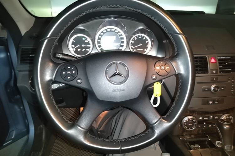 Used Mercedes-Benz C-Class 2007 C 200K Fashion Model Steering Wheel