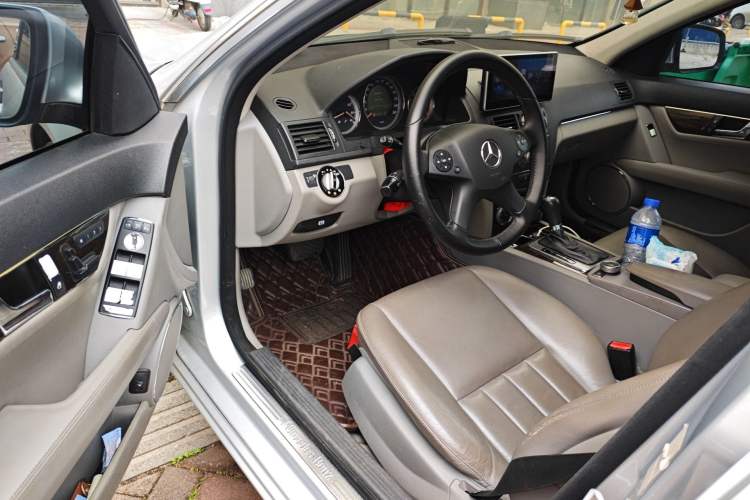 Used Mercedes-Benz C-Class 2007 C 200K Elegance Model Driver Seat