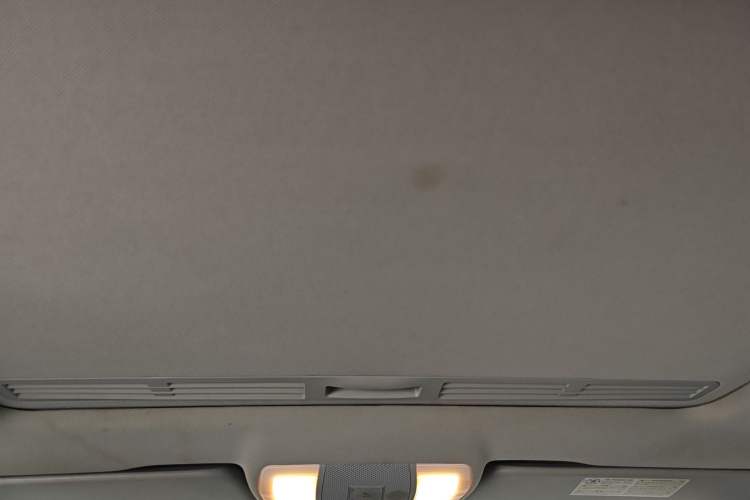 Used Mercedes-Benz C-Class 2007 C 200K Elegance Model Headliner