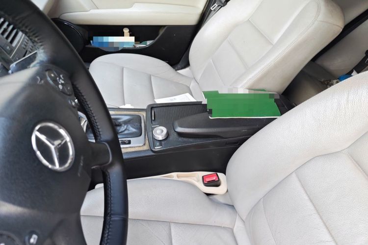 Used Mercedes-Benz C-Class 2007 C 200K Fashion Model Left Front Seat
