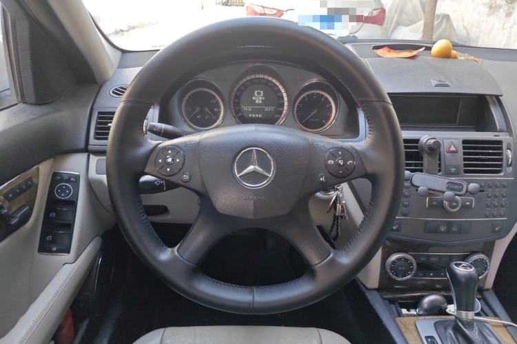 Used Mercedes-Benz C-Class 2007 C 200K Fashion Model Steering Wheel