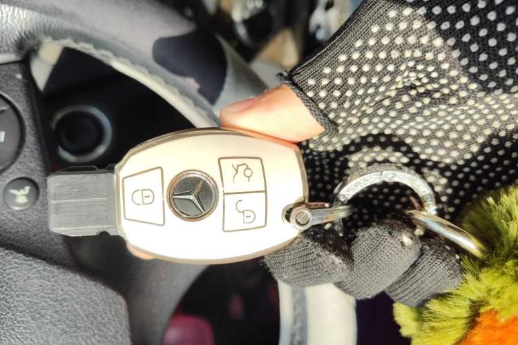 Used Mercedes-Benz C-Class 2007 C 200K Fashion Model Vehicle Key