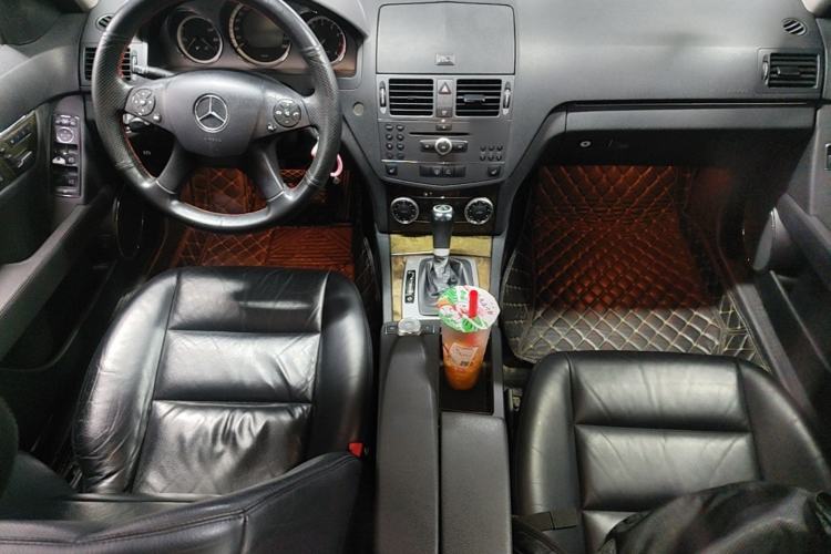 Used Mercedes-Benz C-Class 2008 C 200K Fashion Model Center Console