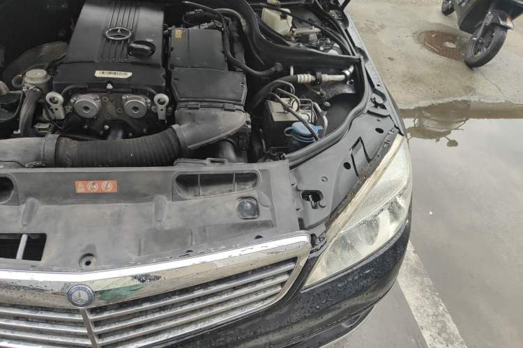 Used Mercedes-Benz C-Class 2008 C 200K Standard Model Engine Bay Left