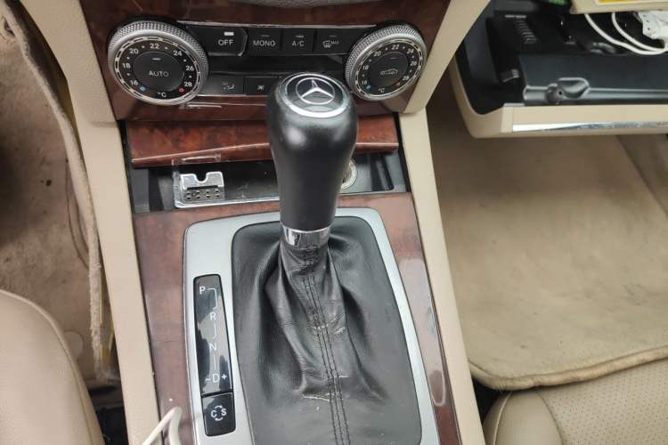 Used Mercedes-Benz C-Class 2008 C 200K Standard Model Gear Lever
