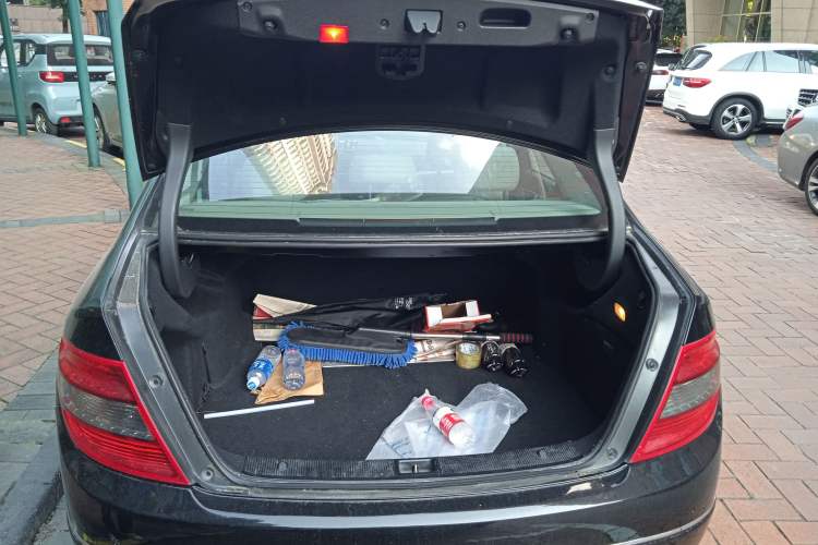 Used Mercedes-Benz C-Class 2008 C 280 Fashion Model Trunk
