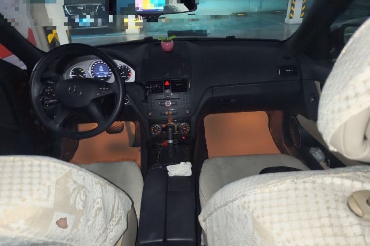 Used Mercedes-Benz C-Class 2008 C 200K Fashion Model Center Console