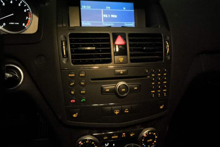 Used Mercedes-Benz C-Class 2008 C 230 Fashion Model Audio And AC Panel