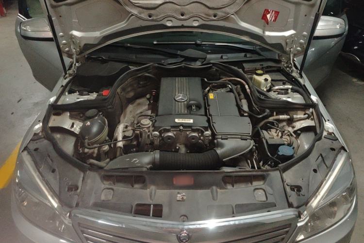 Used Mercedes-Benz C-Class 2008 C 200K Standard Model Engine Bay