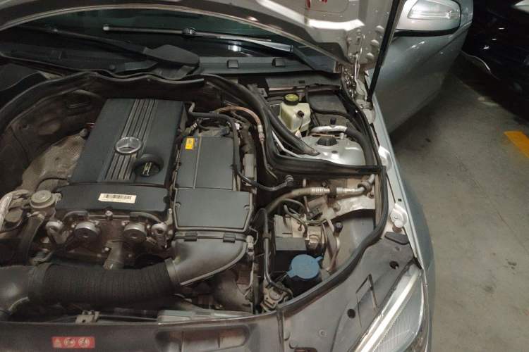 Used Mercedes-Benz C-Class 2008 C 200K Standard Model Engine Bay Left
