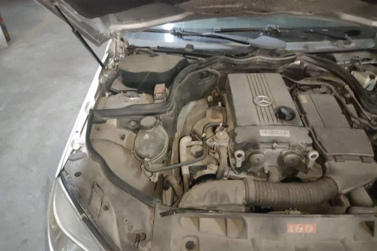 Used Mercedes-Benz C-Class 2008 C 200K Elegant Model Engine Bay Right